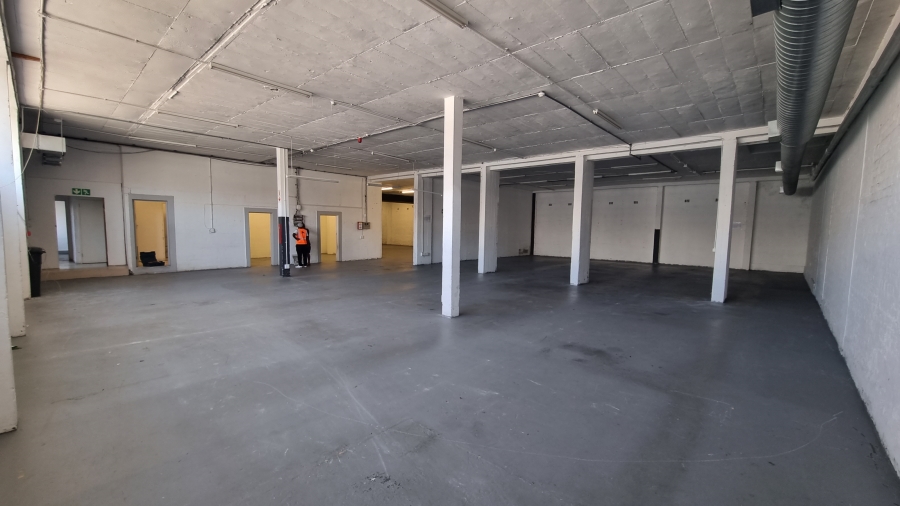To Let commercial Property for Rent in Maitland Western Cape